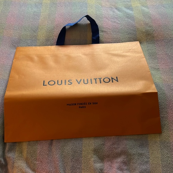 NEW Louis Vuitton Paper Bags - two! - Picture 1 of 2